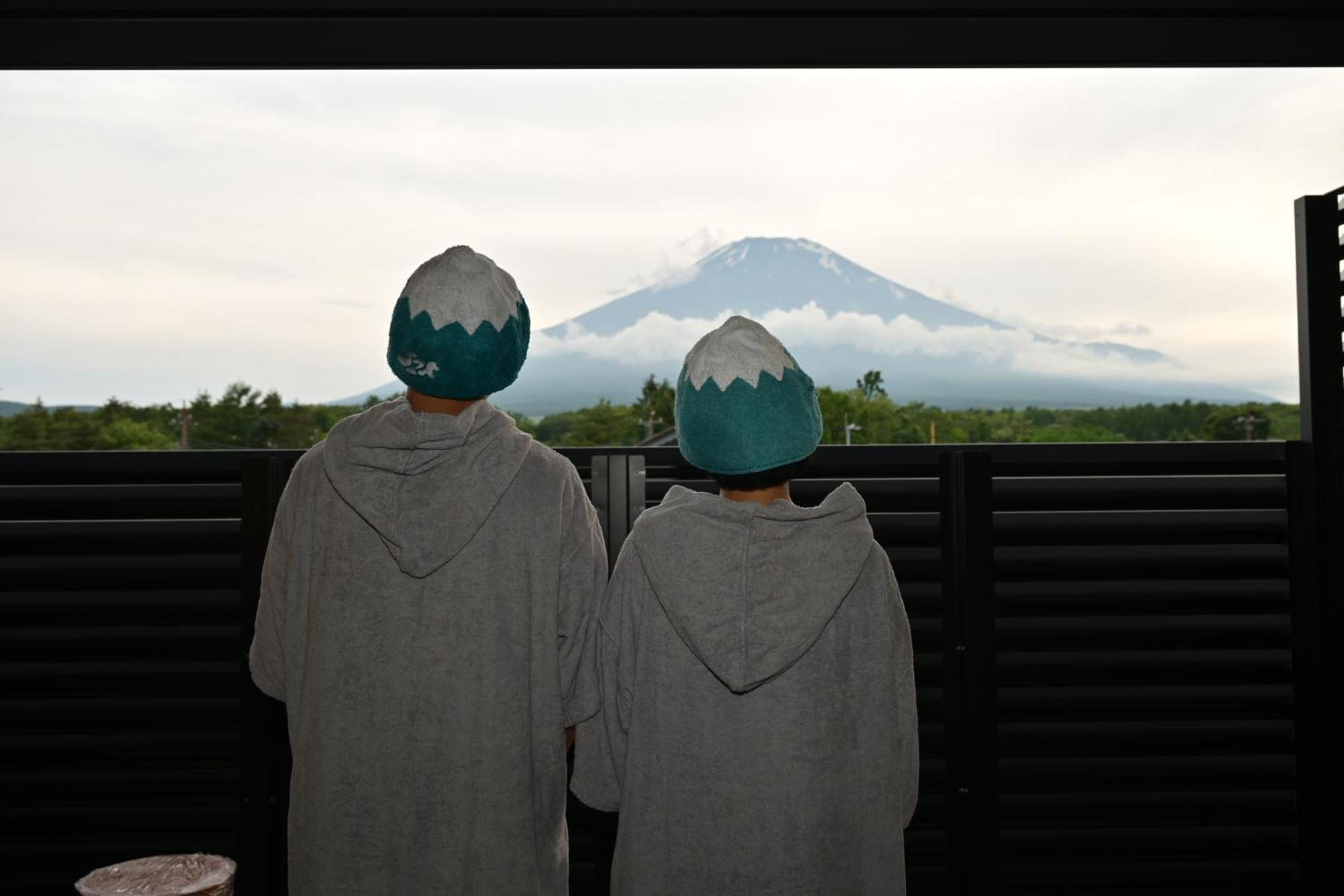 Mt Fuji View And Private Sauna Ryokan Shizuku Yamanakako Exteriör bild