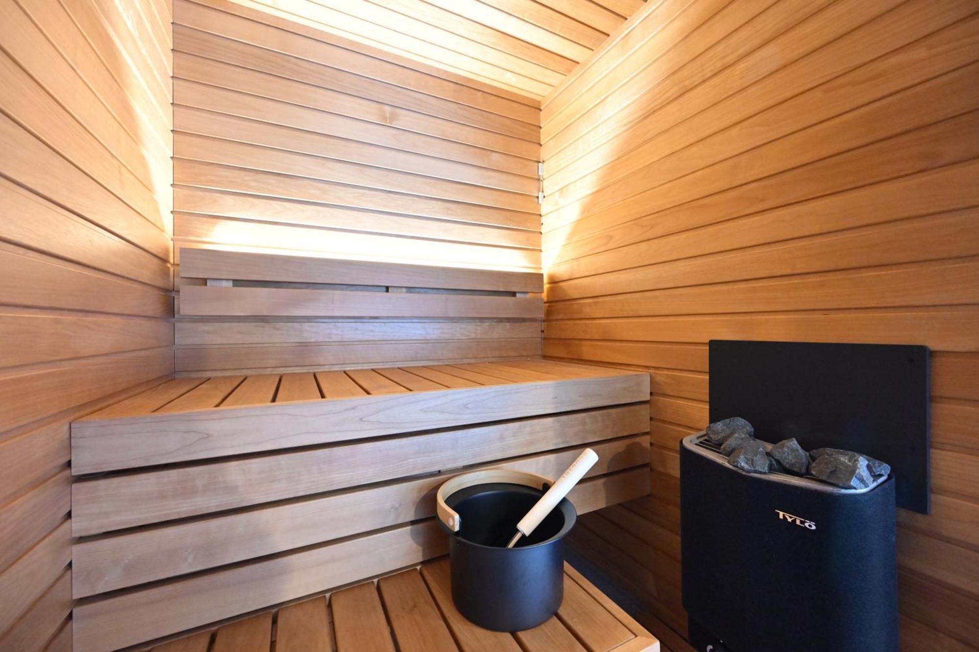 Mt Fuji View And Private Sauna Ryokan Shizuku Yamanakako Exteriör bild